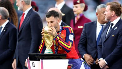 Alex Baena #15 of Spain kisses the FIFA World Cup Winner's Trophy as he receives the medal following the FIFA World Cup 2026 Final match between Spain and Argentina at New York New Jersey Stadium on July 19, 2026 in East Rutherford, New Jersey. (Photo by Dan Mullan/Getty Images)