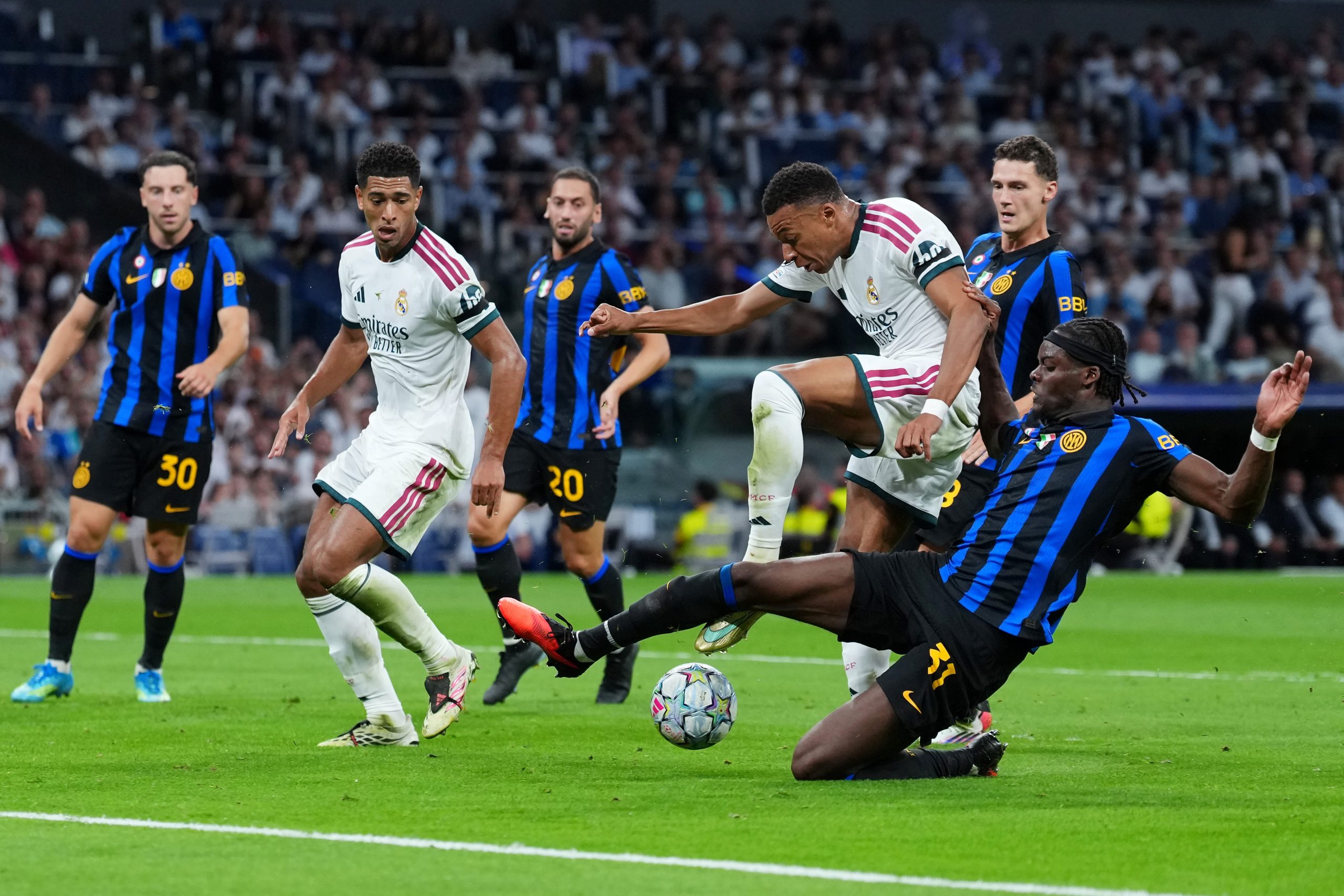El Madrid ganó al Inter 2-1.