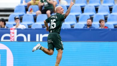 Pablo García celebra un gol con el Racing