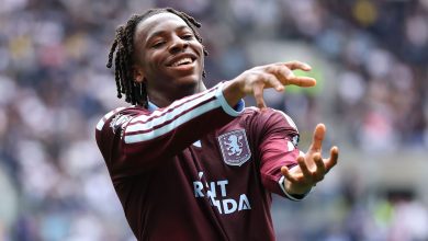 Manzambi celebra su gol frente al Tottenham